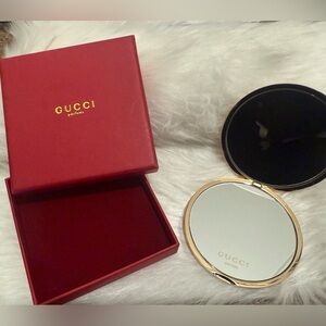 Authentic BNIB Gưcci Gold Monogram Compact Mirror